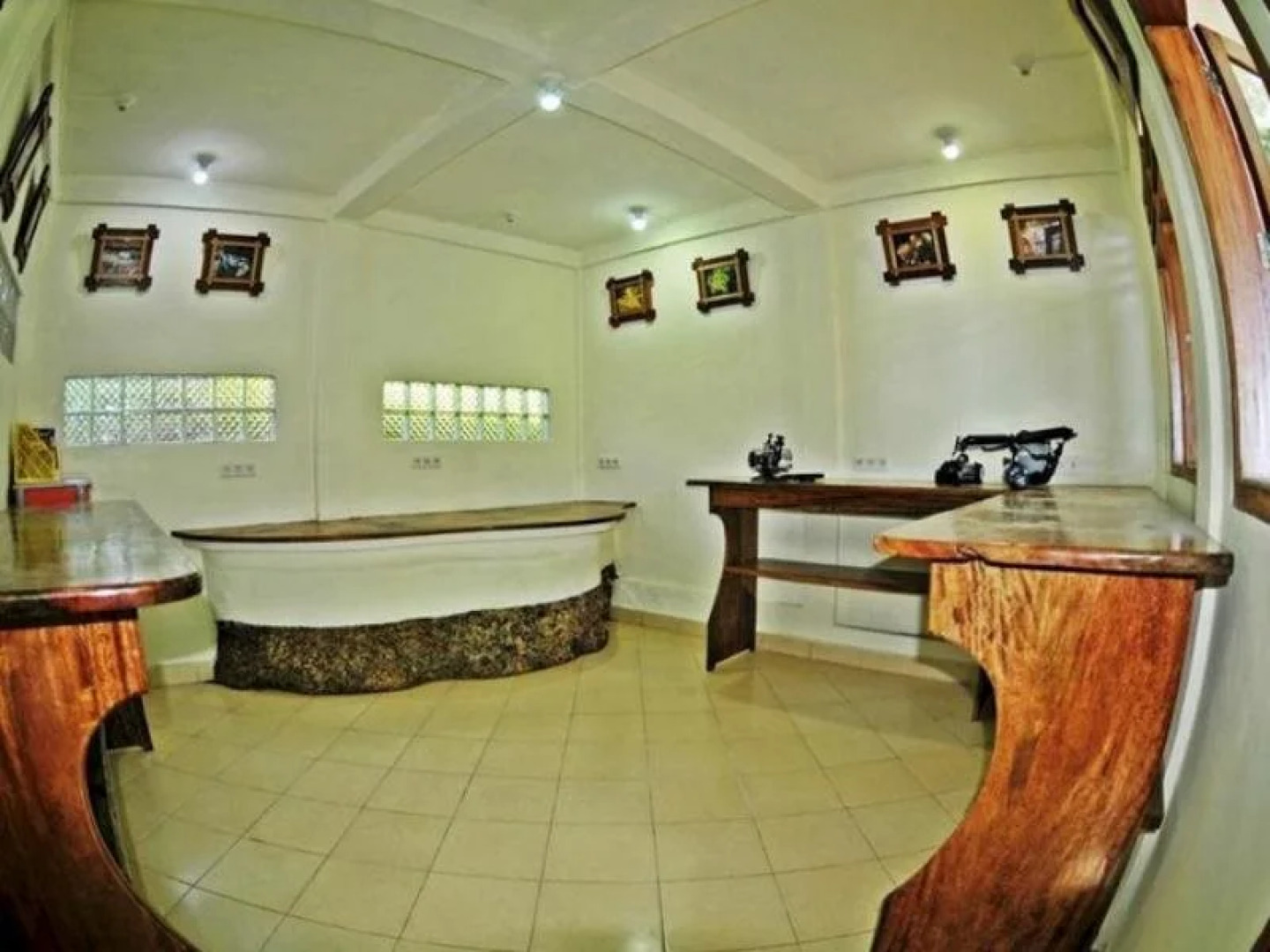 Bunaken Divers Sea Breeze Resort