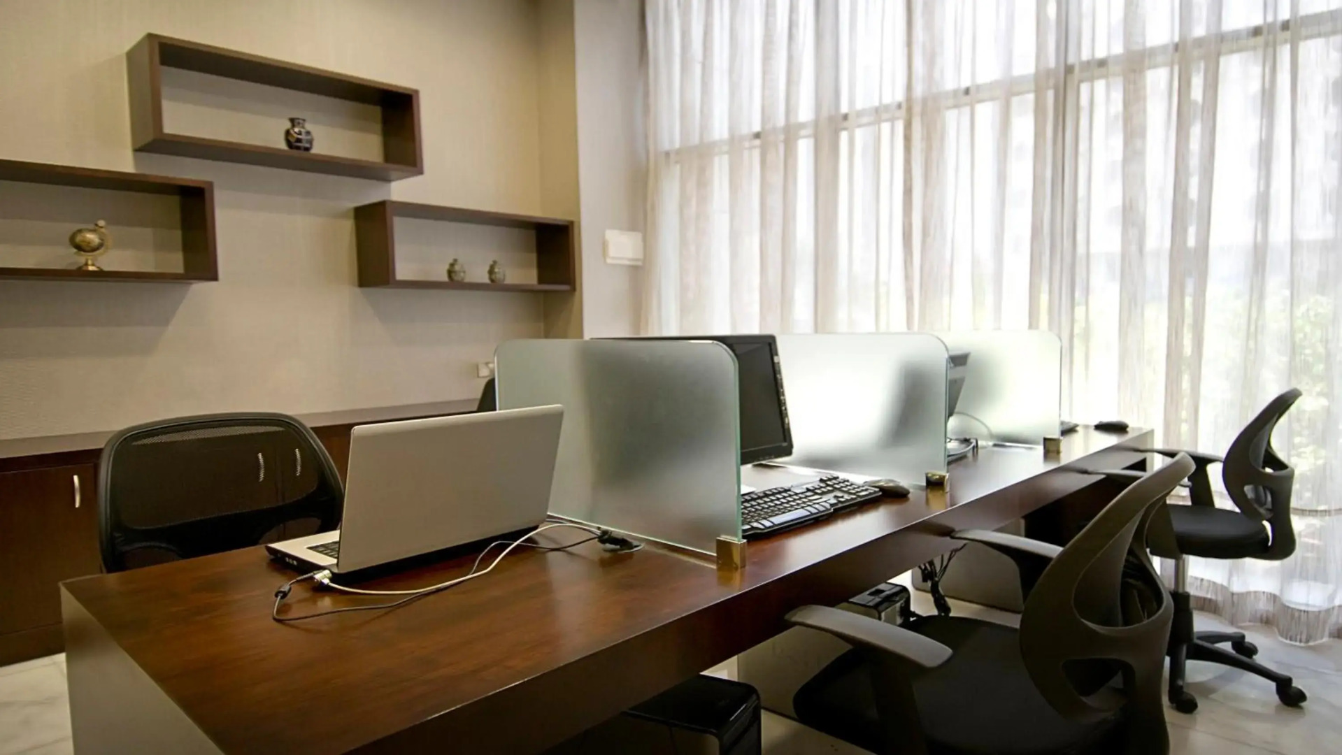 Отель Copthorne Downtown Abu Dhabi