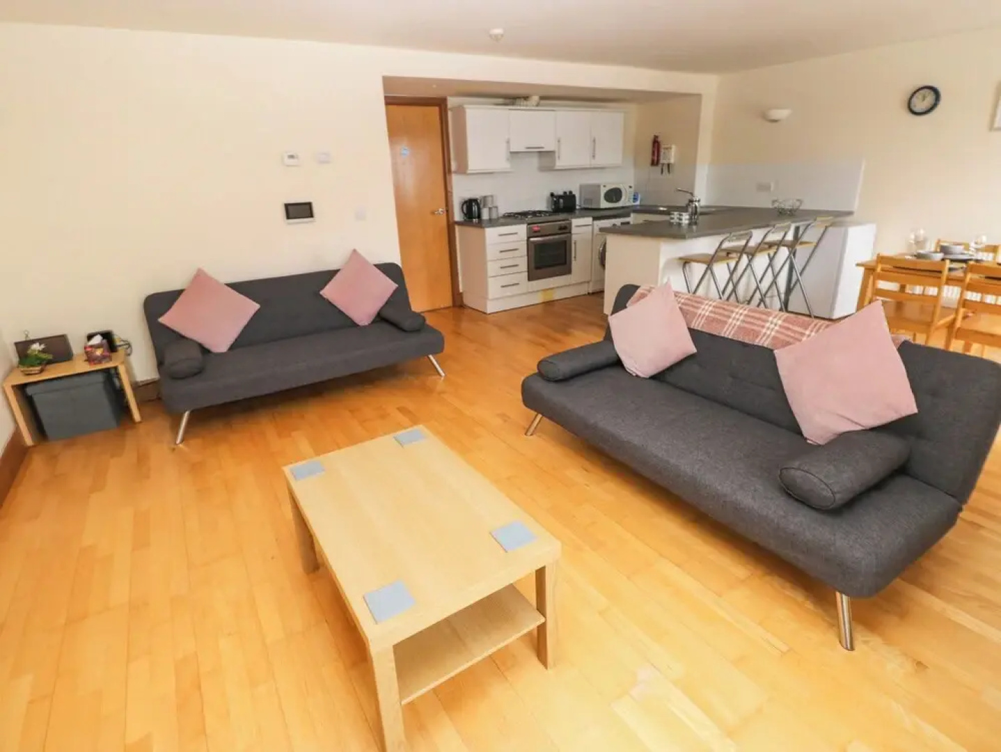 15 Sovereign House