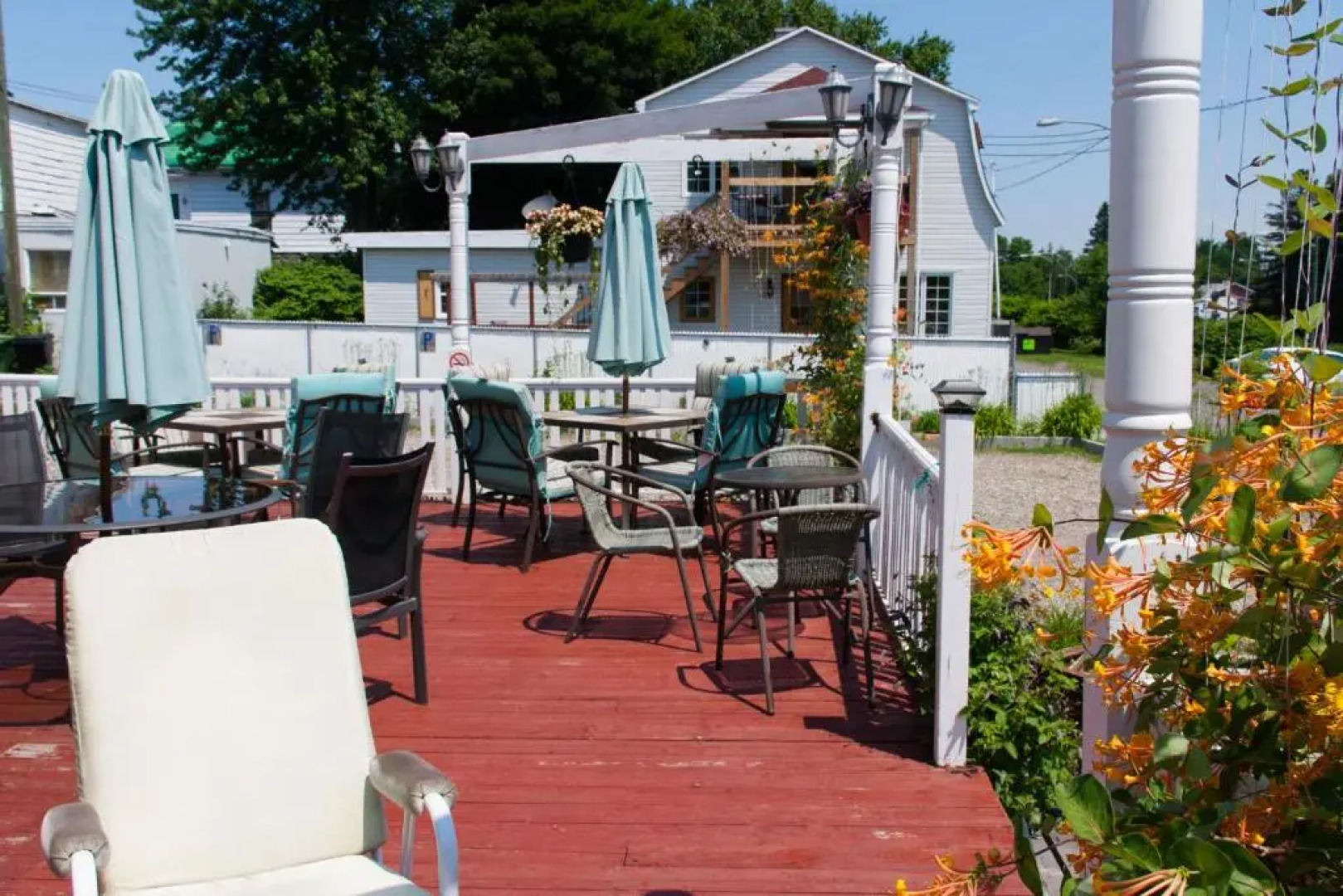 Auberge Jeunesse LouLou's Backpacker Hostel