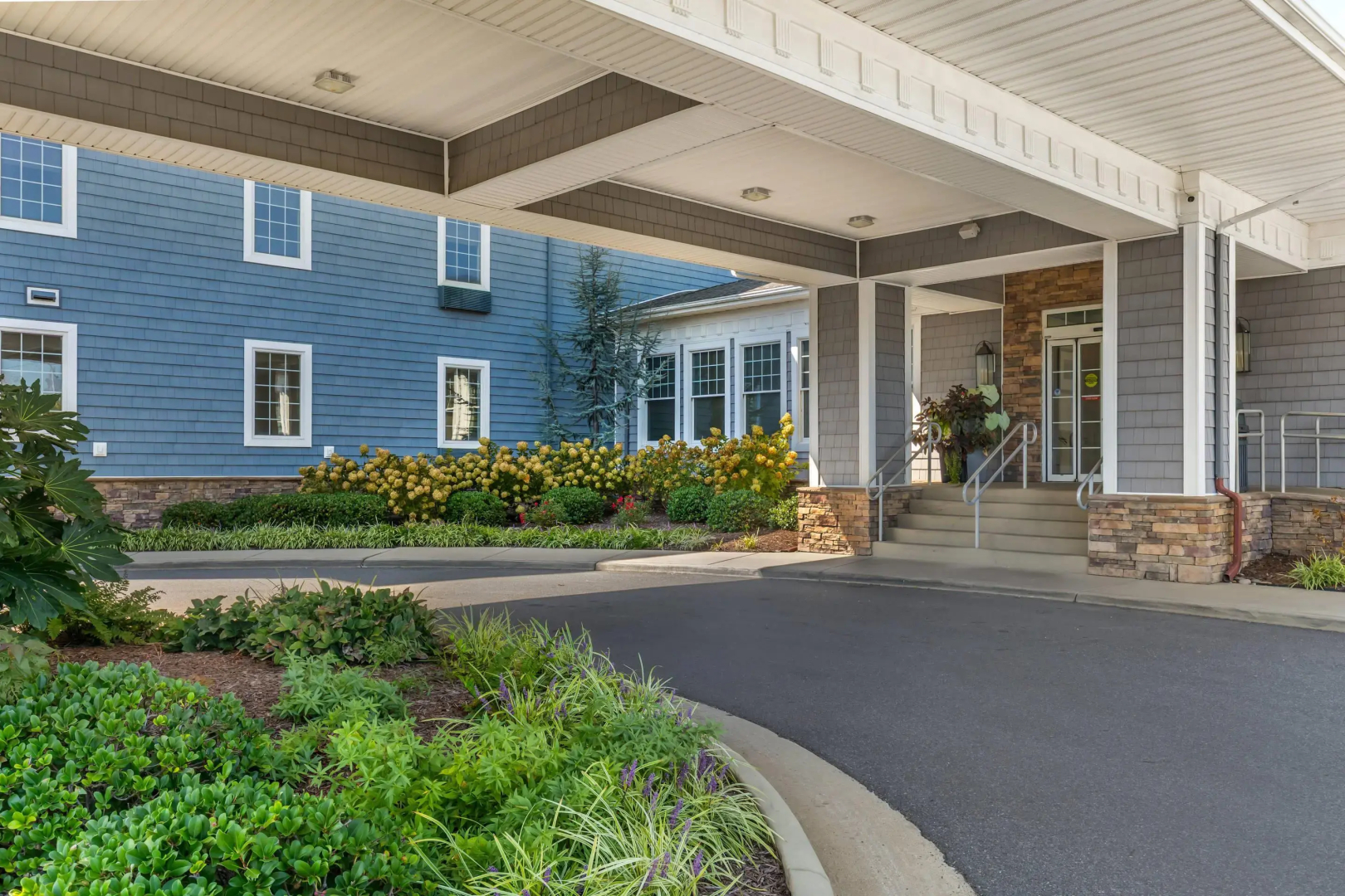 Comfort Suites Chincoteague Island Bayfront Resort