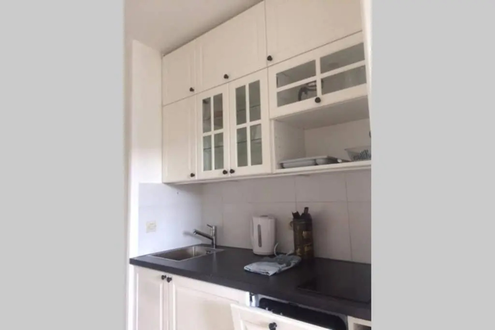 La Petite Cachette - Pool and 150m to the beach