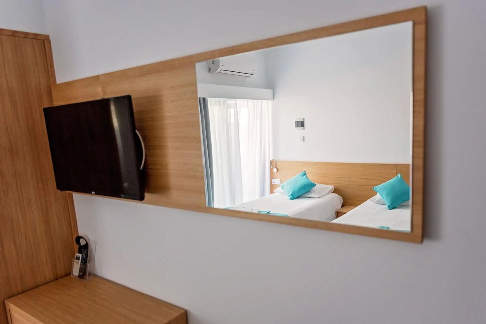 Pyramos Hotel