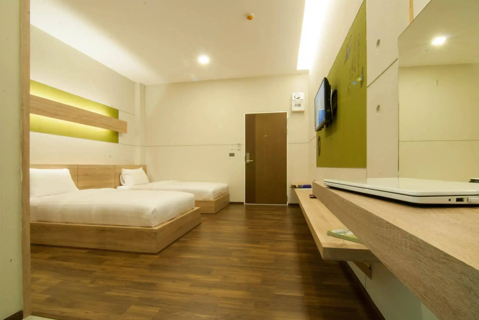 Zenith Residence Hotel