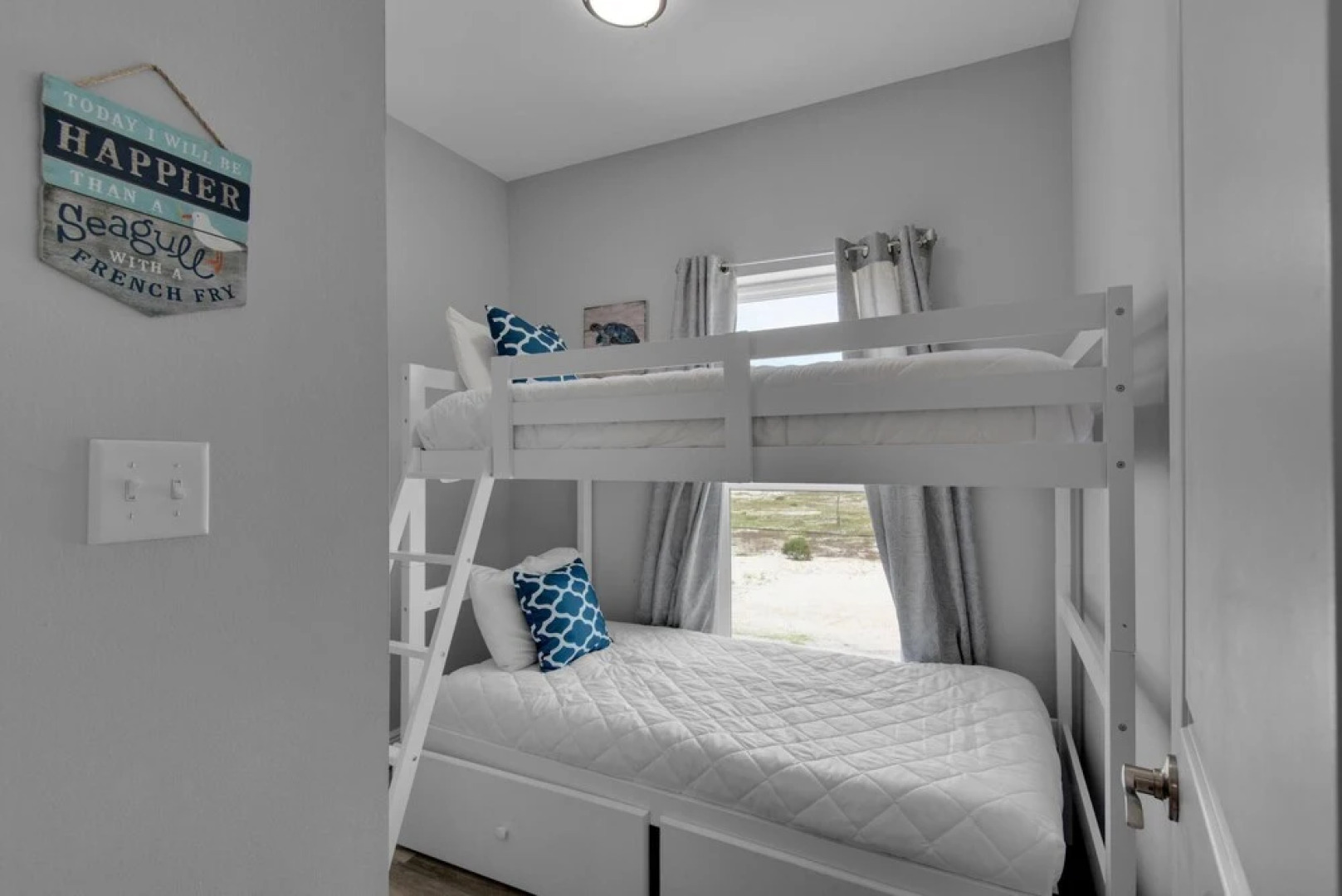 Toes In The Sand - Main House