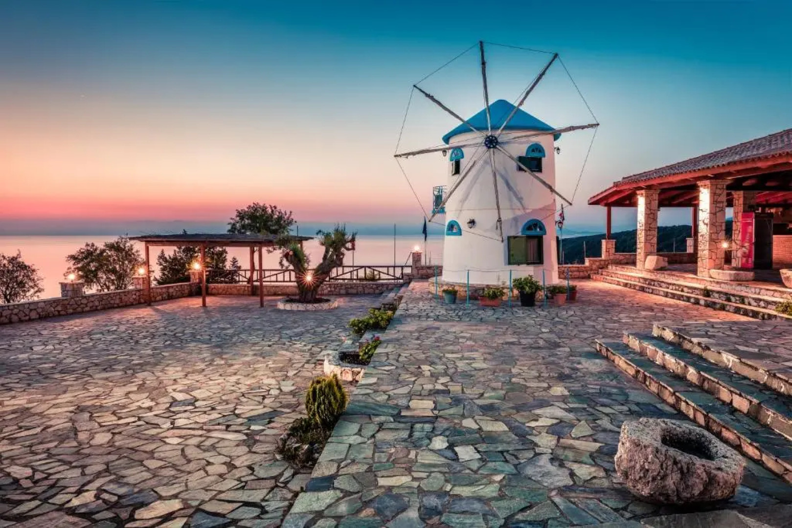 Potamitis Windmills & Apartments