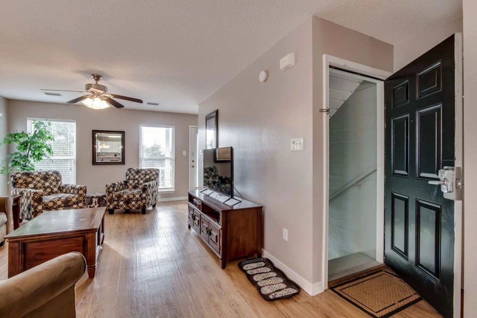 Summer Palace 4 Bedroom Duplex by RedAwning