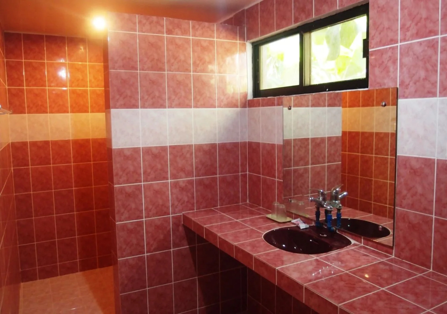 Coco White Beach Resort