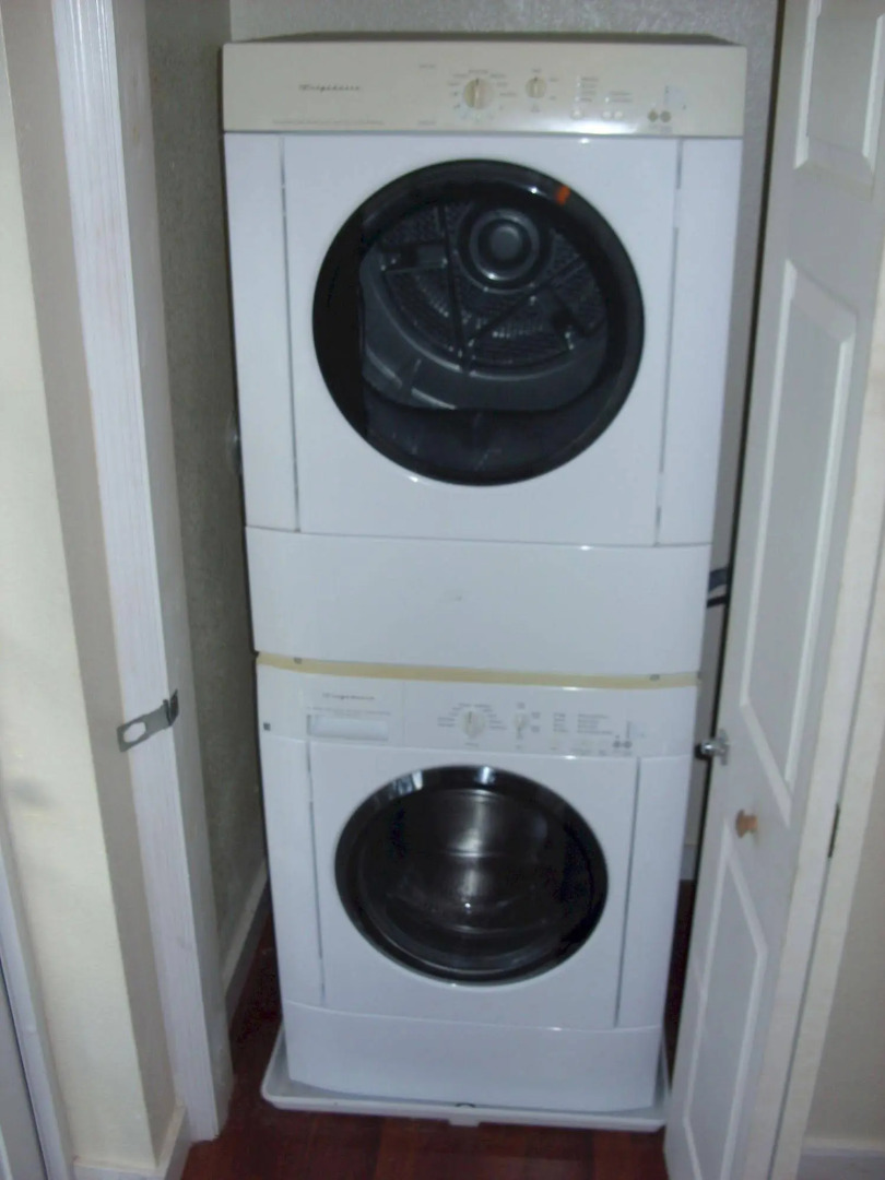 Island Seaside Suites