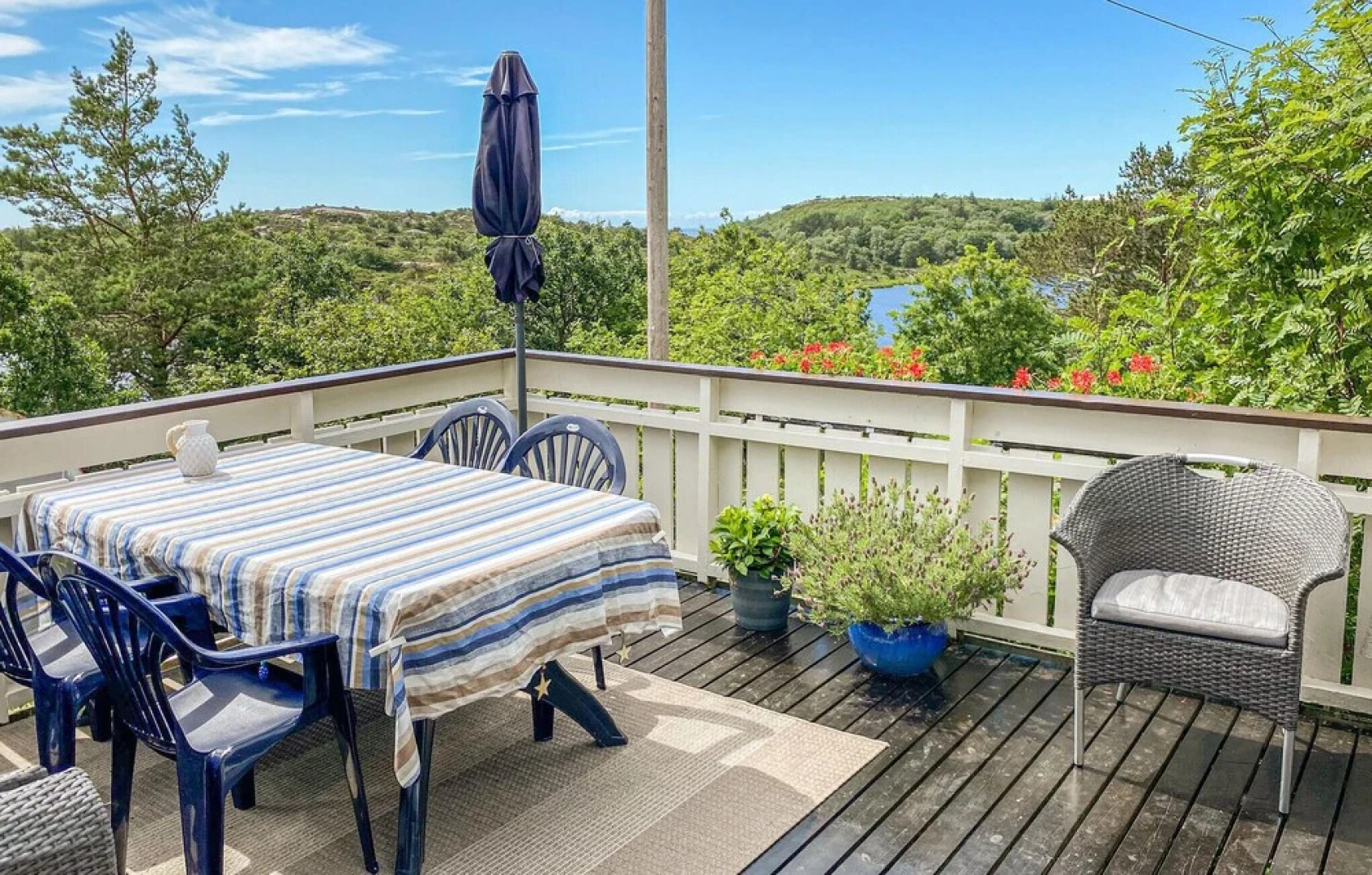 Stunning Home in Lindesnes With 3 Bedrooms and Wifi