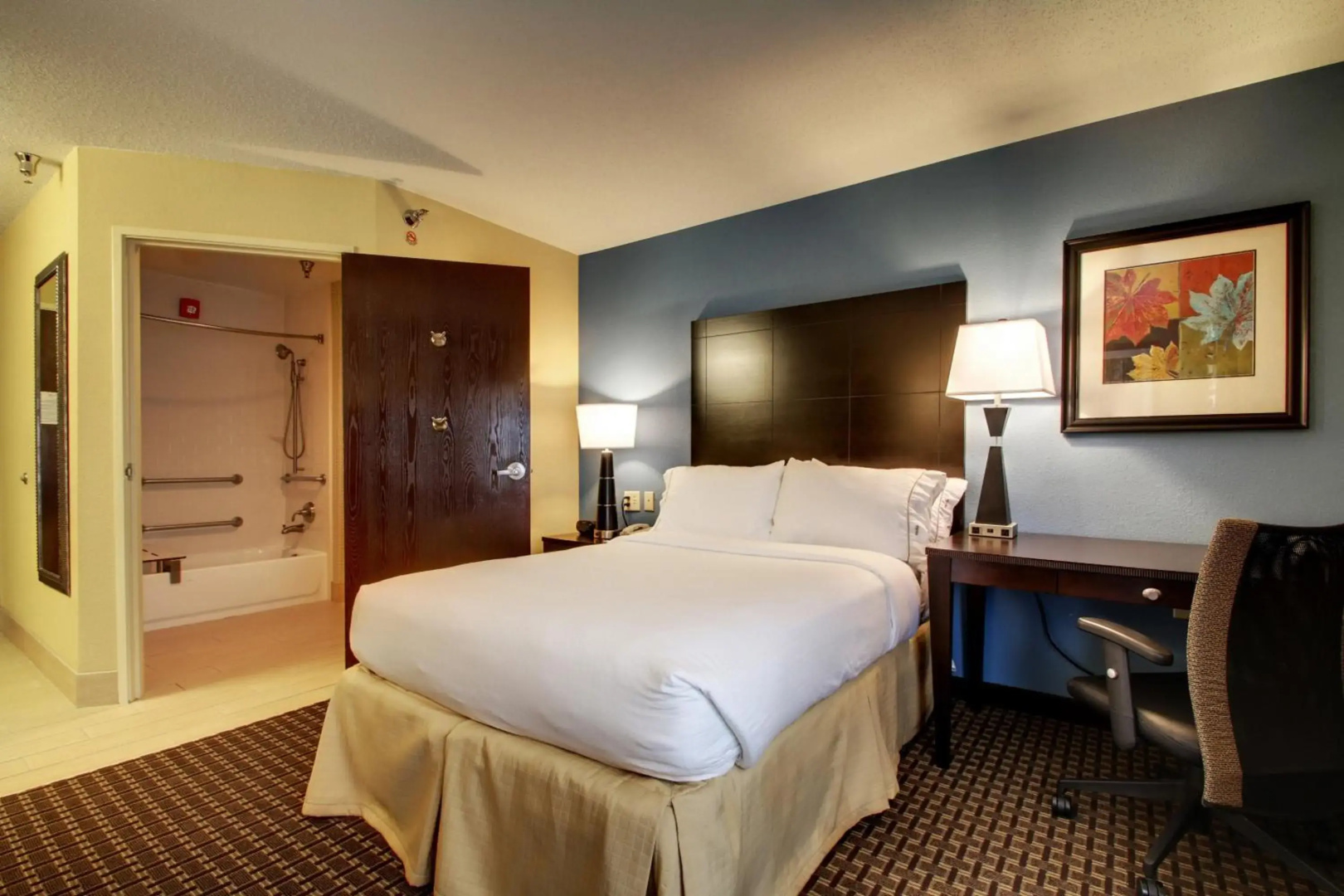 Holiday Inn Express Fort Campbell-Oak Grove by IHG