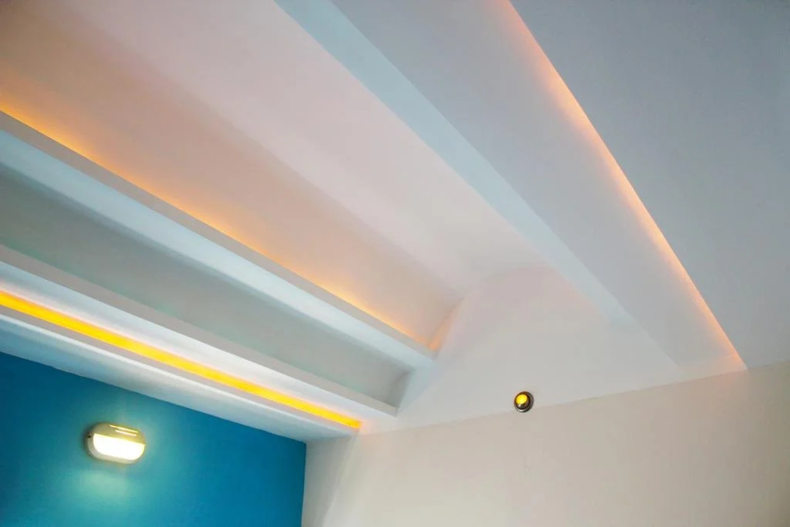 Quintana Roots Hostel