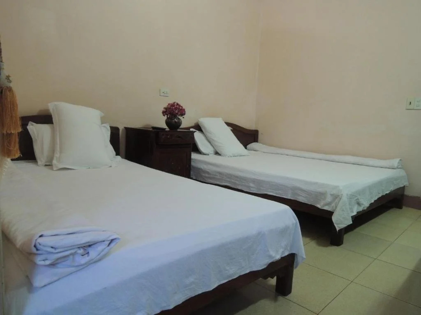 Phuong Dong Hotel