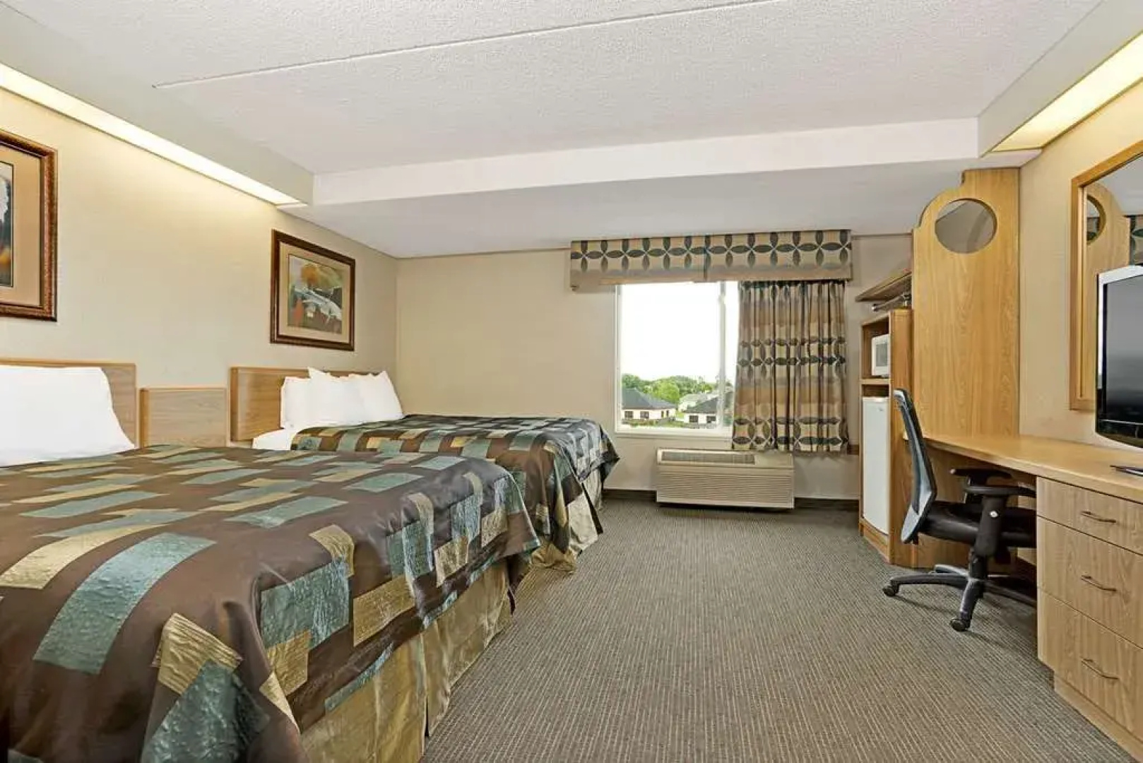 Days Inn by Wyndham Eagan Minnesota Near Mall of America