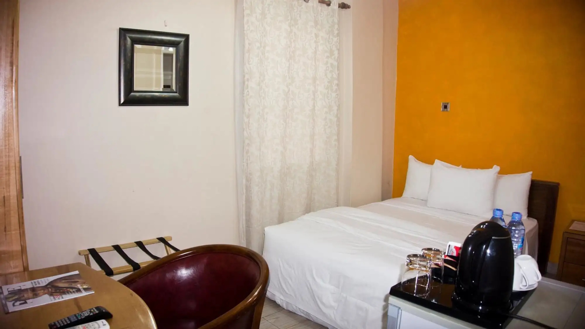 Tropical Enclave Hotel