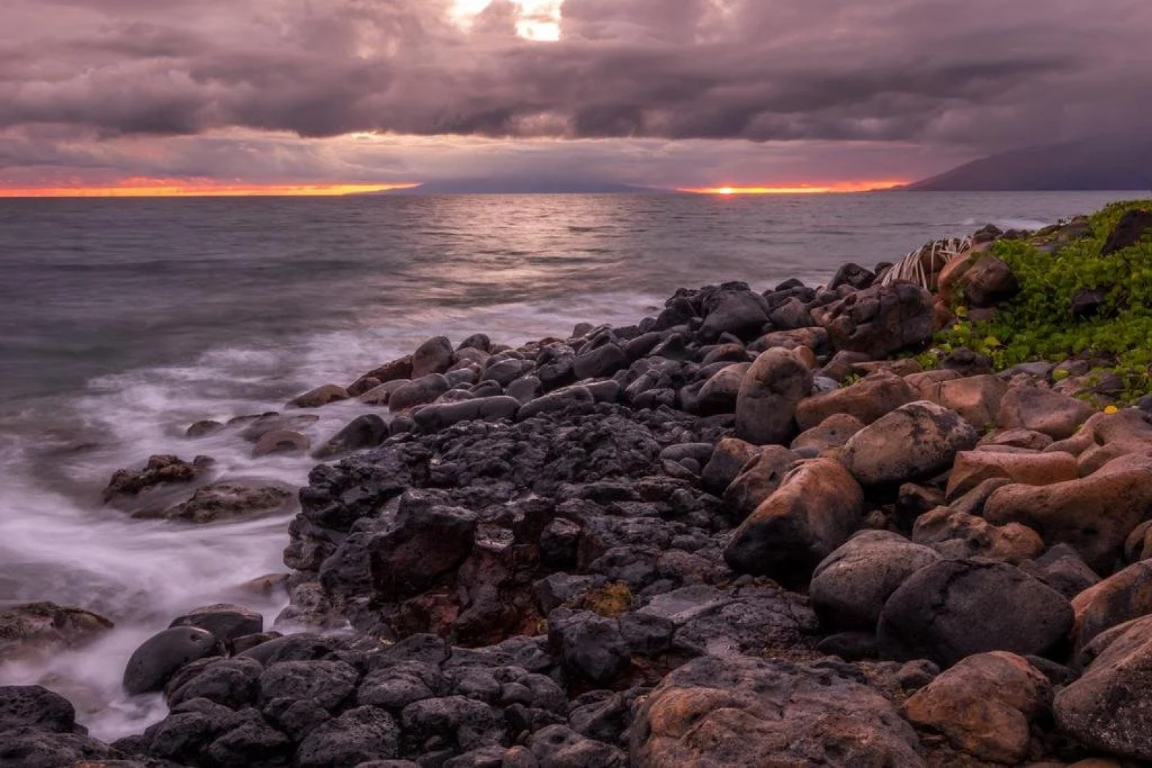 Kamaole Nalu Oceanfront Condo Rentals