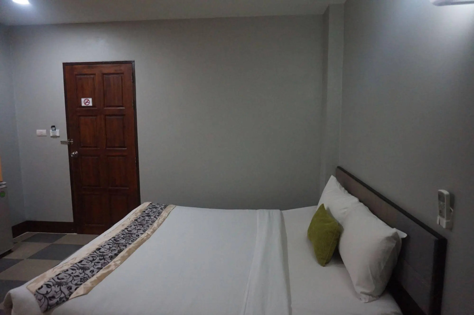 ZEN Rooms Nasa Mansion