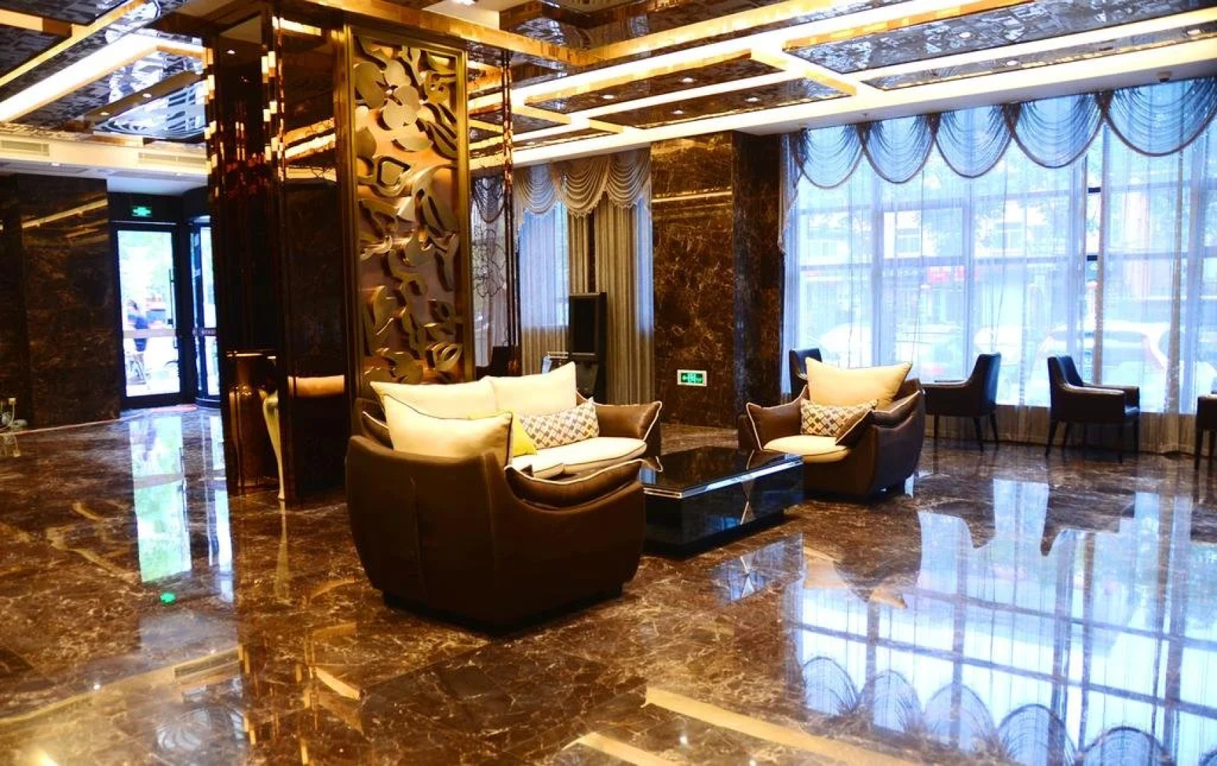 Tianshui Kelly Rose Hotel