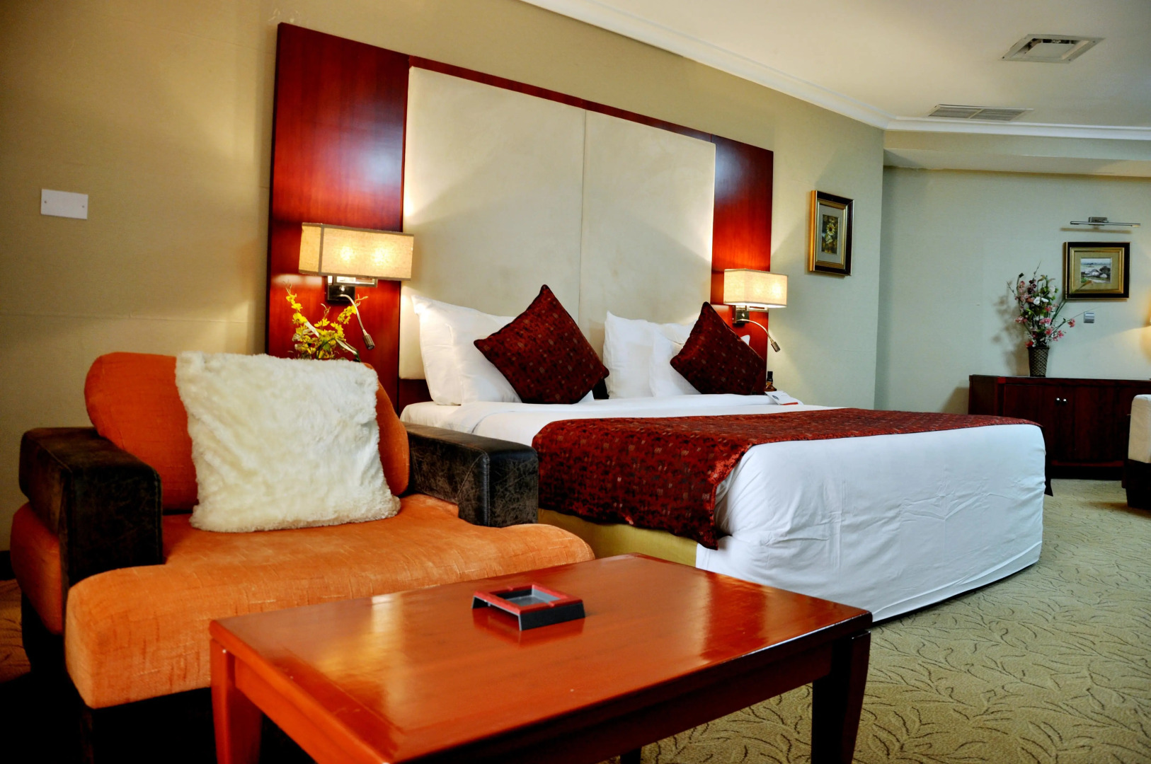 Chelsea Hotel - Central Area