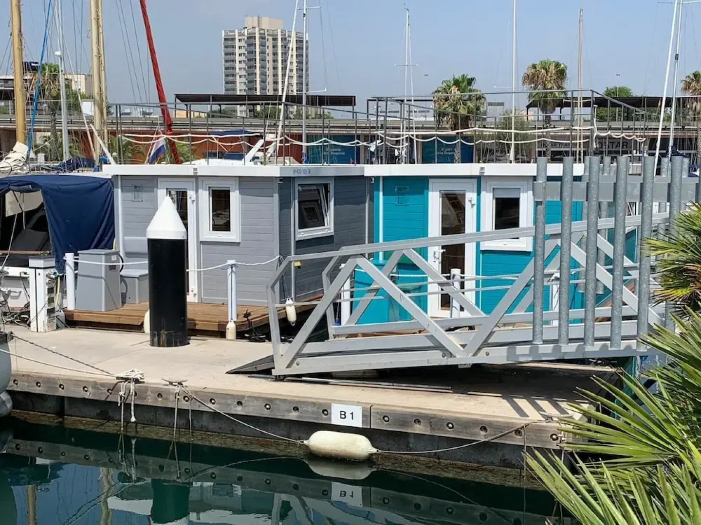 Vintage Classic 70s Boat!