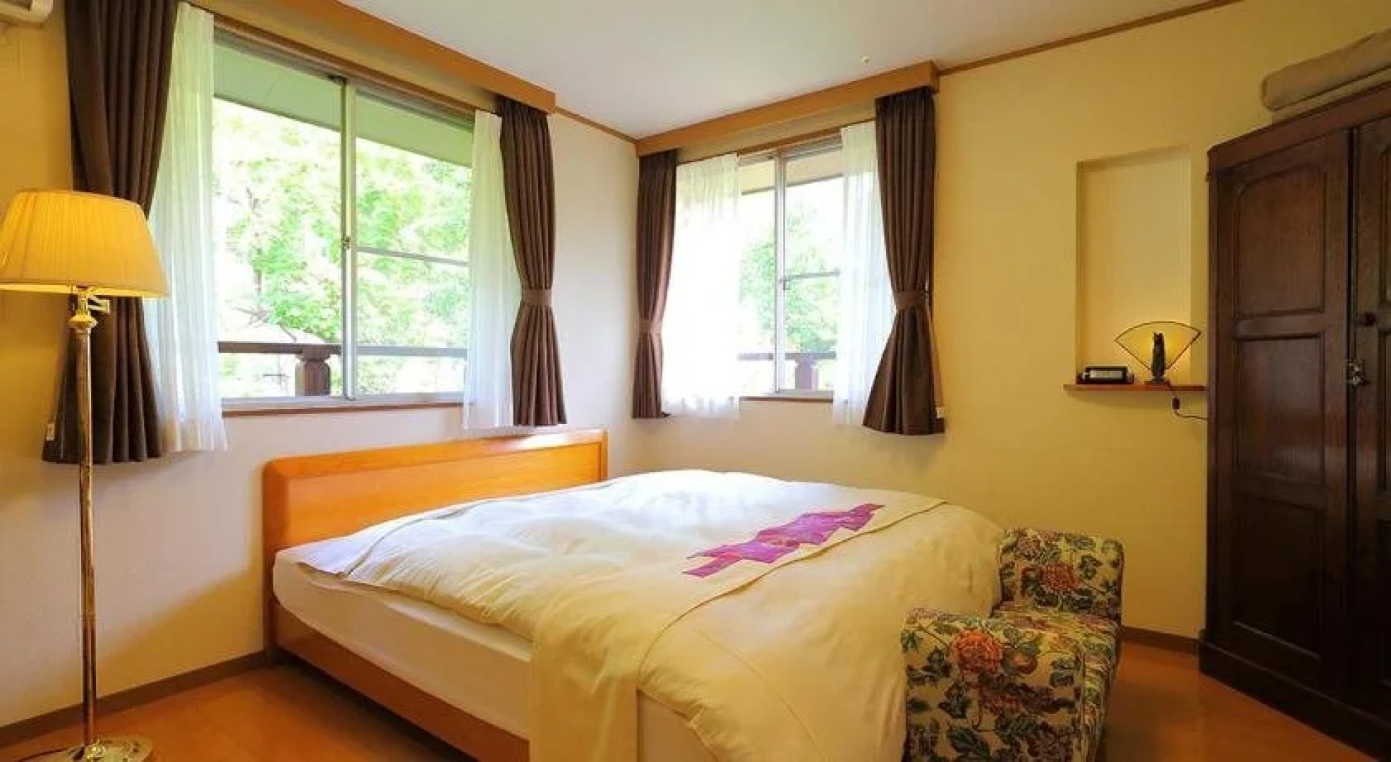 Petit Hotel C'est La Vie