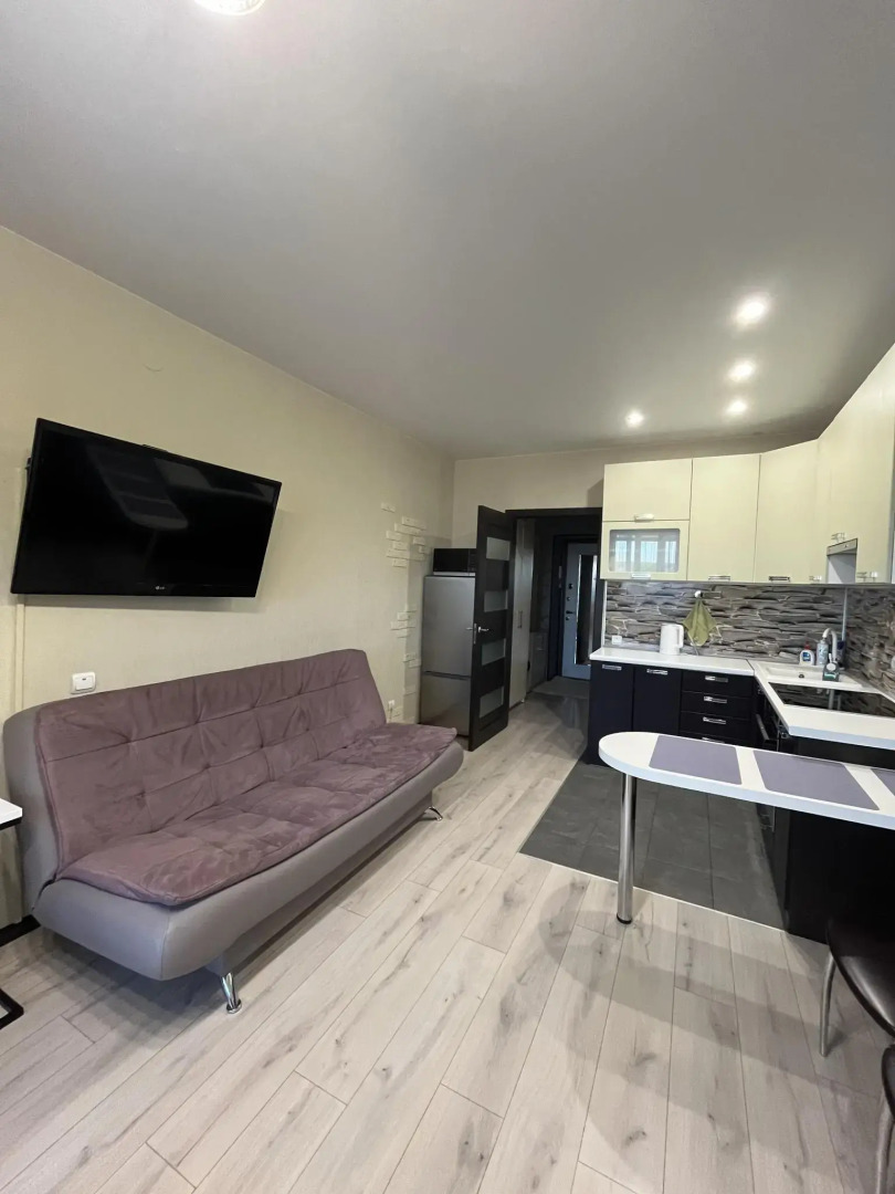 Апартаменты на набережной Газовиков 5