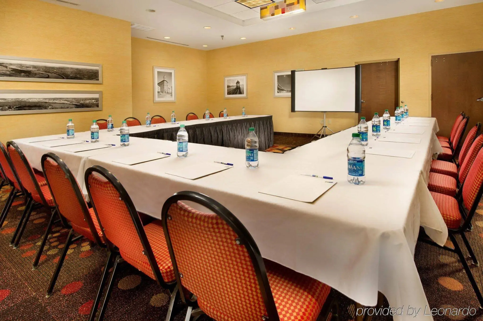 Holiday Inn Express Hotel & Suites Chattanooga Downtown by IHG