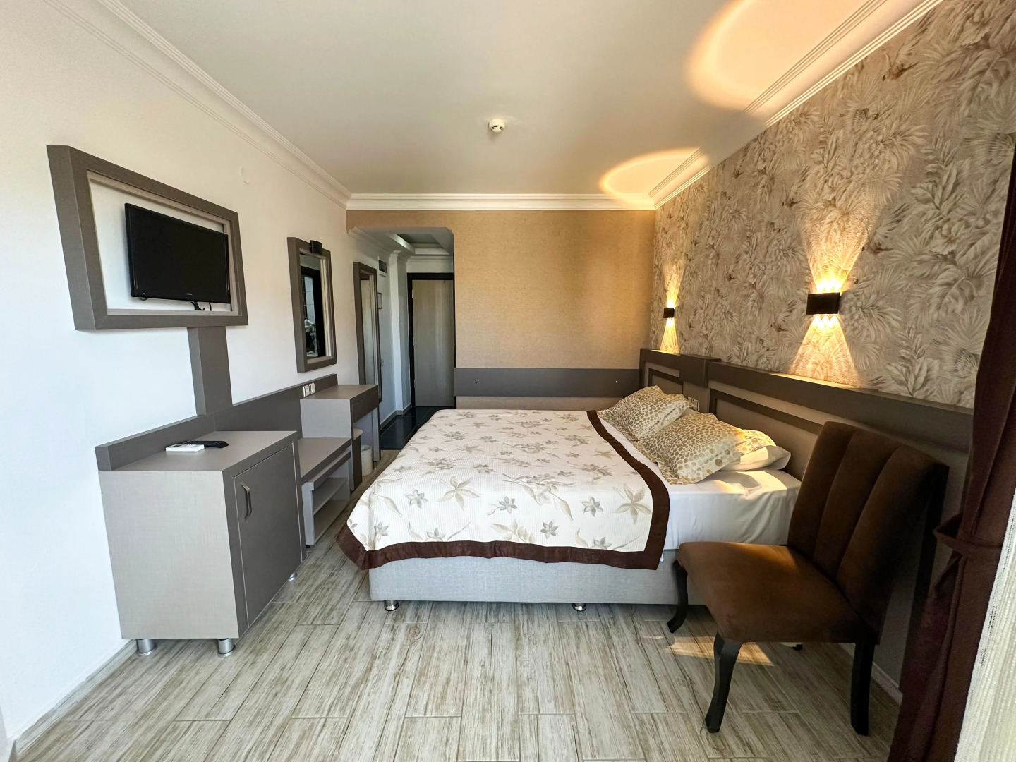 Monte Carlo Hotel - All Inclusive