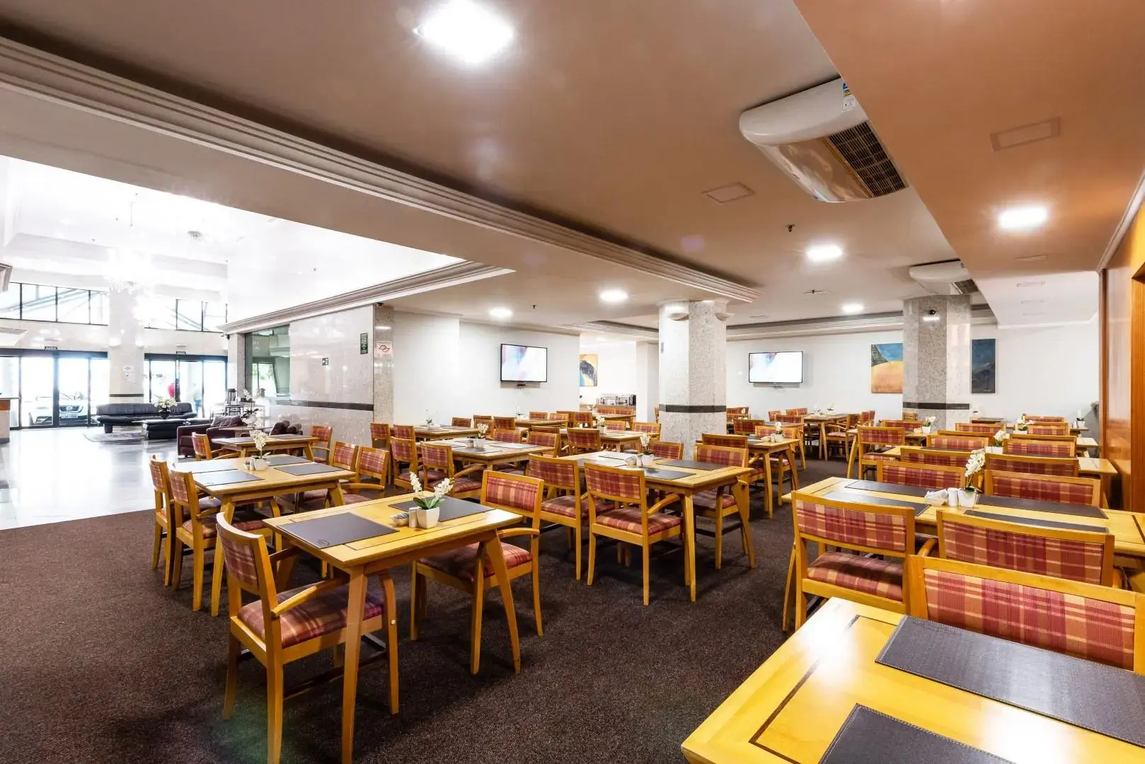 Summit Suítes Hotel Jundiaí