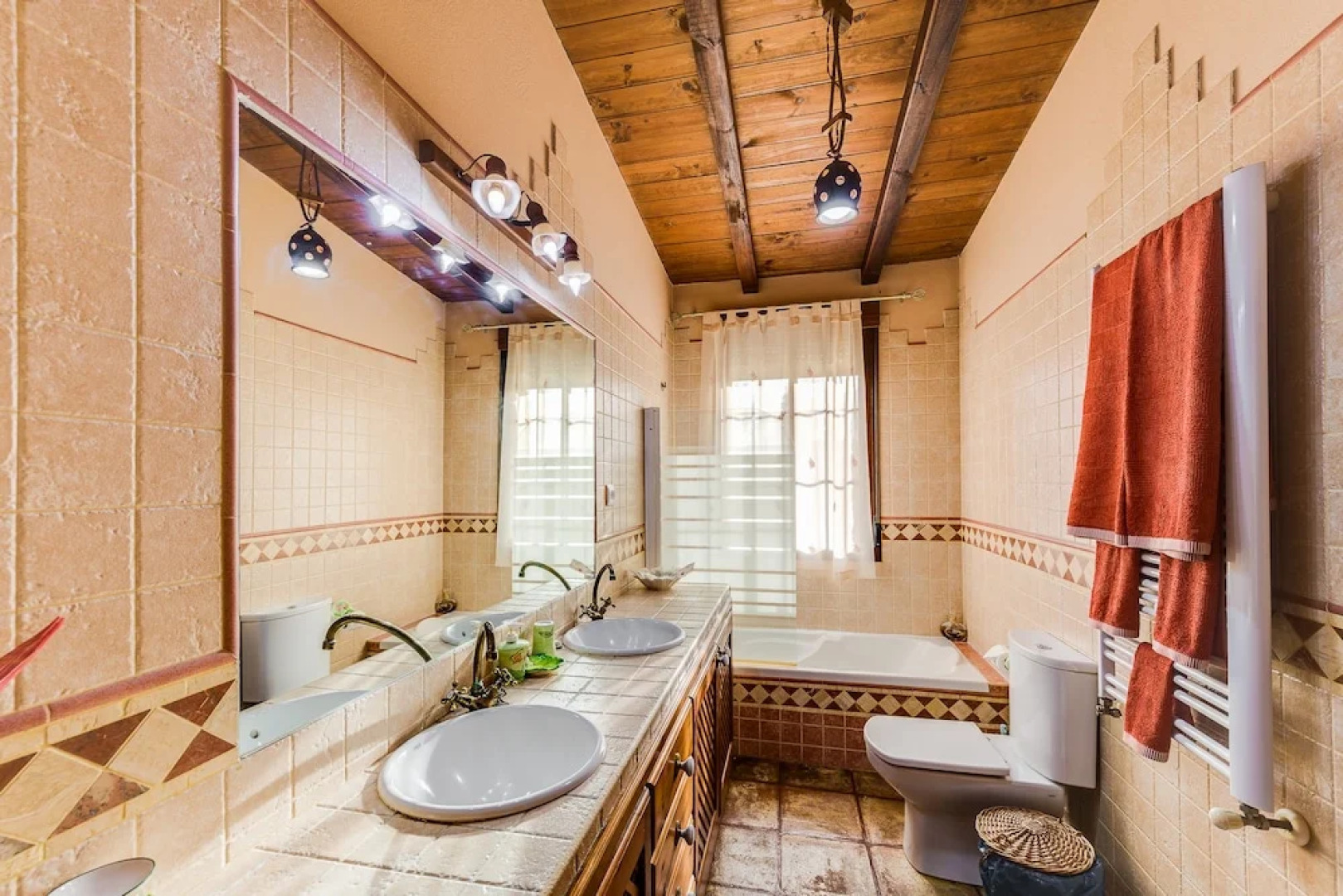 Casa Rural Los Montejos & SPA