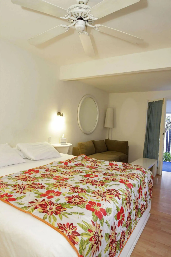 San Vicente Bungalows