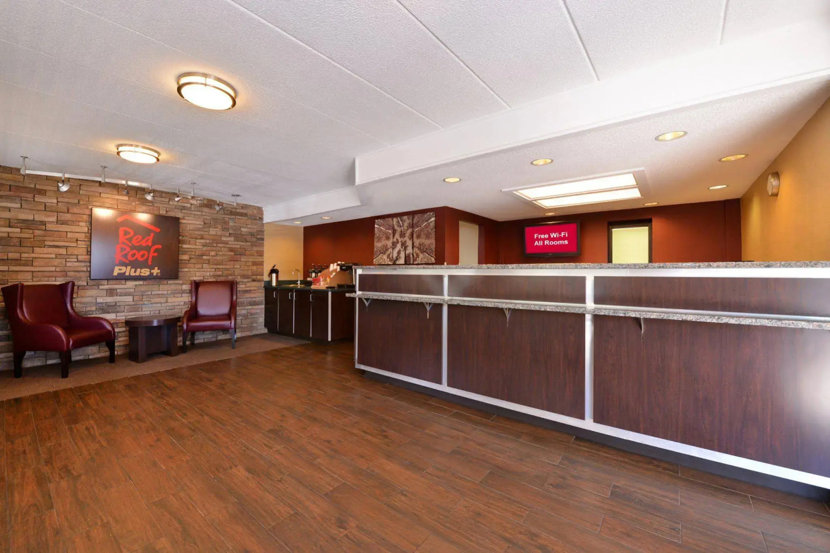 Red Roof Inn PLUS+ Secaucus - Meadowlands - NYC