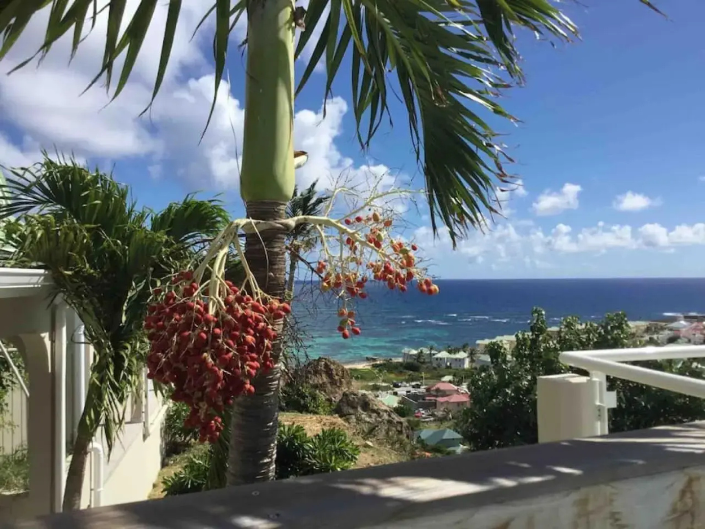 V4 Magical view of the ocean and Saint Barth