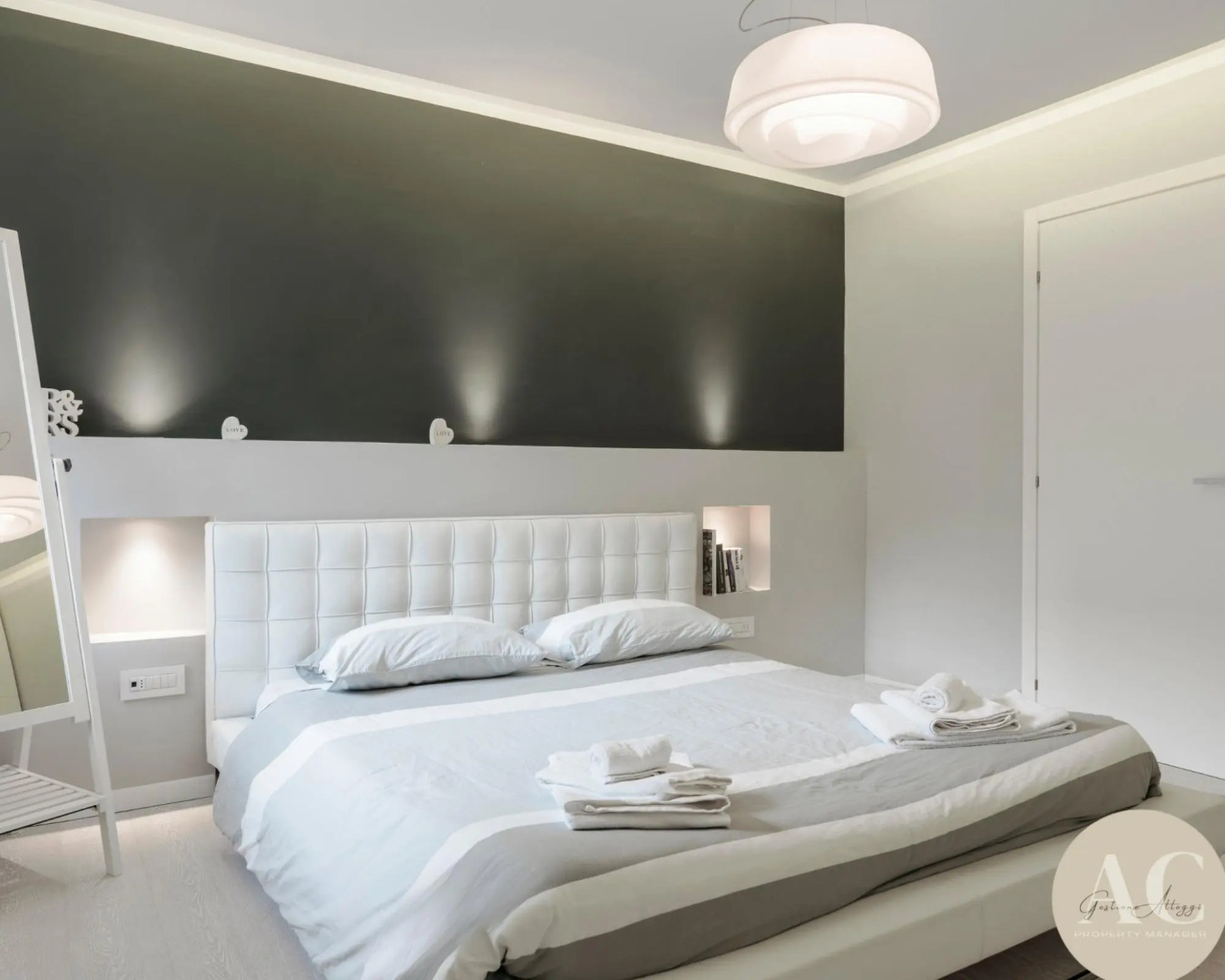 Snowhite in Incudine