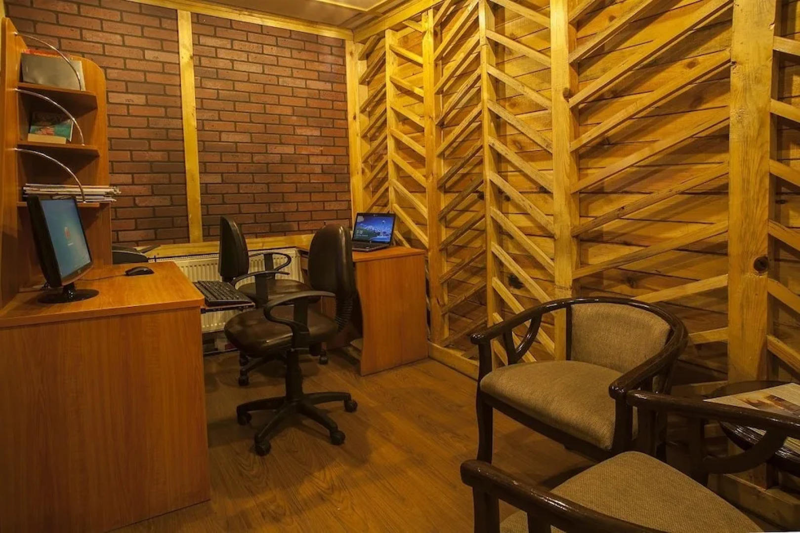 Hotel Heevan Retreat