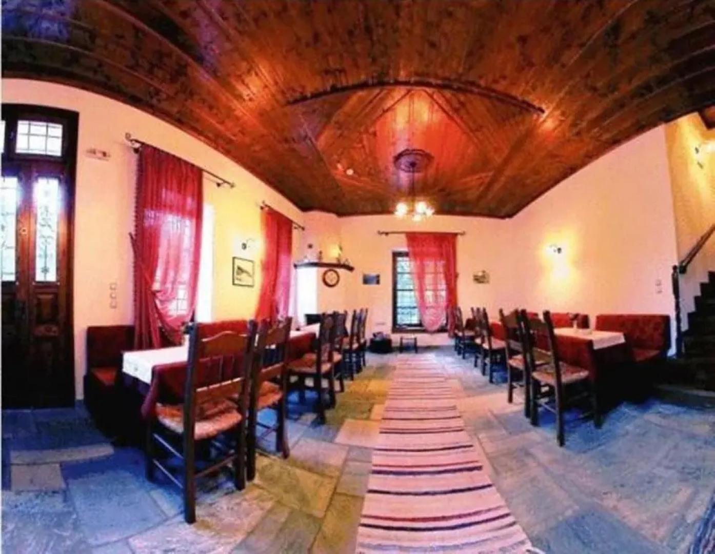 Heliodora Luxury Triple Room 4