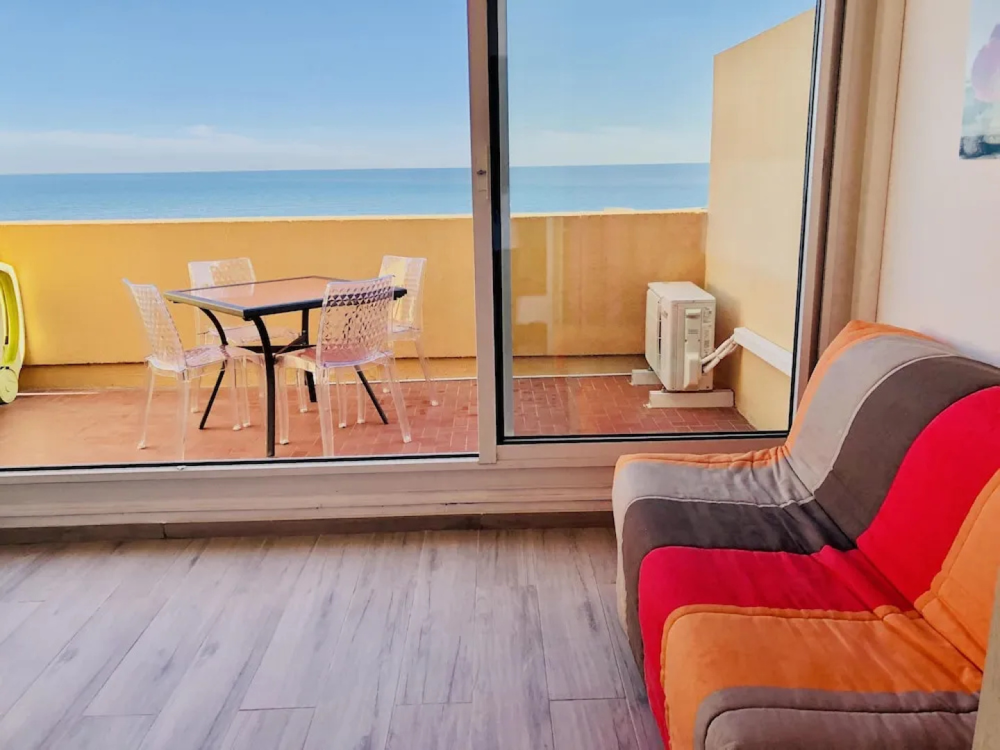 Magnifique T2 piscine mer wifi clim parking