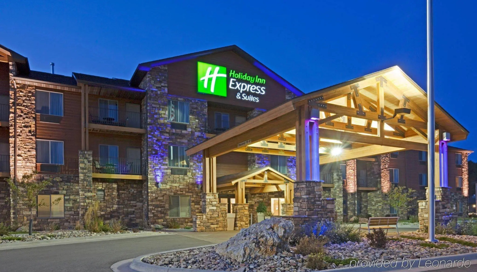 Holiday Inn Express Hotel & Suites Custer by IHG
