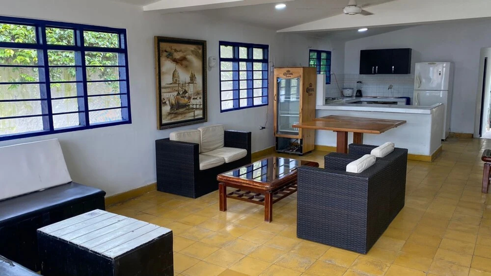 Punta Arena Beach Hostel