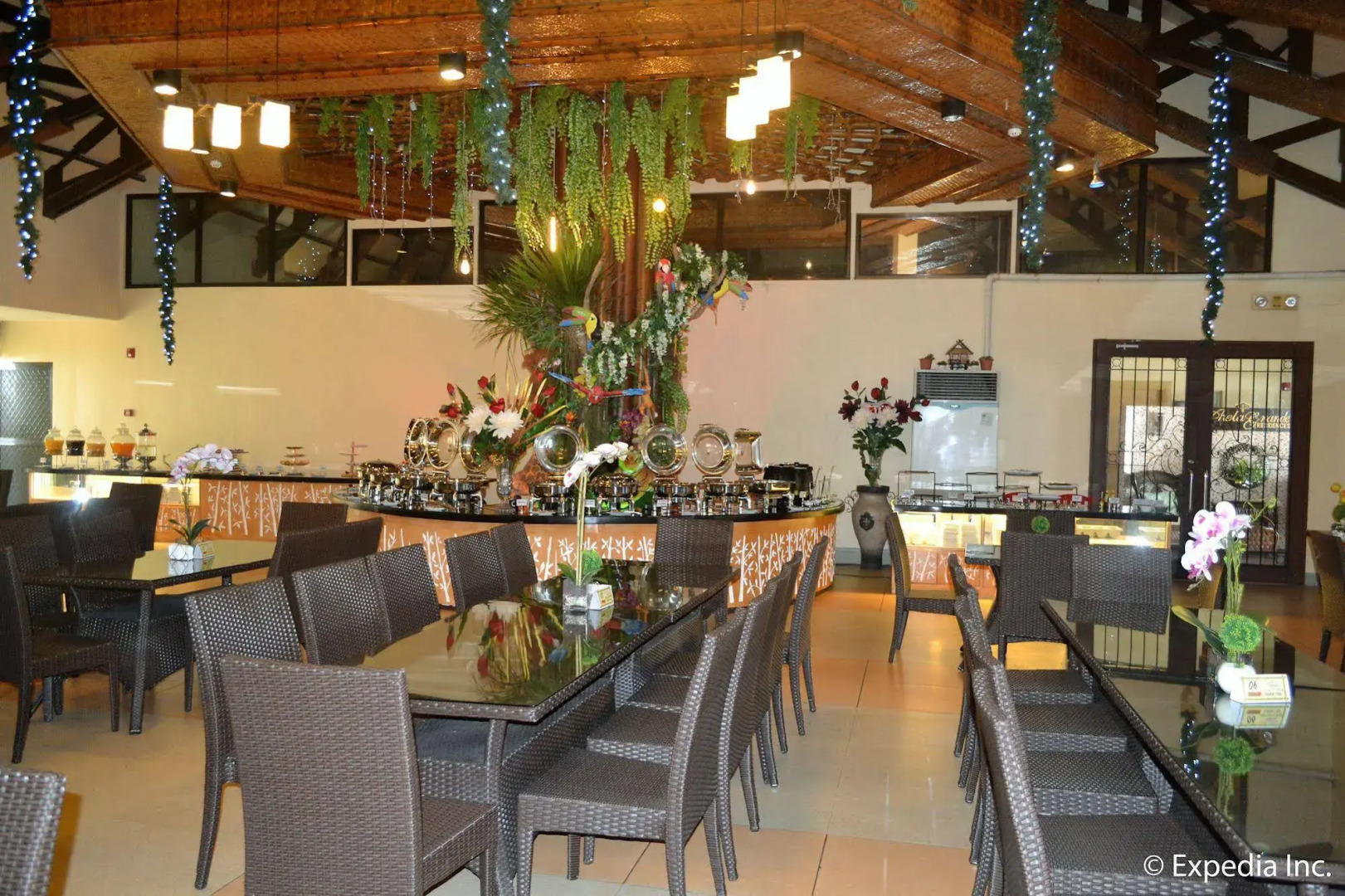 Phela Grande Residences