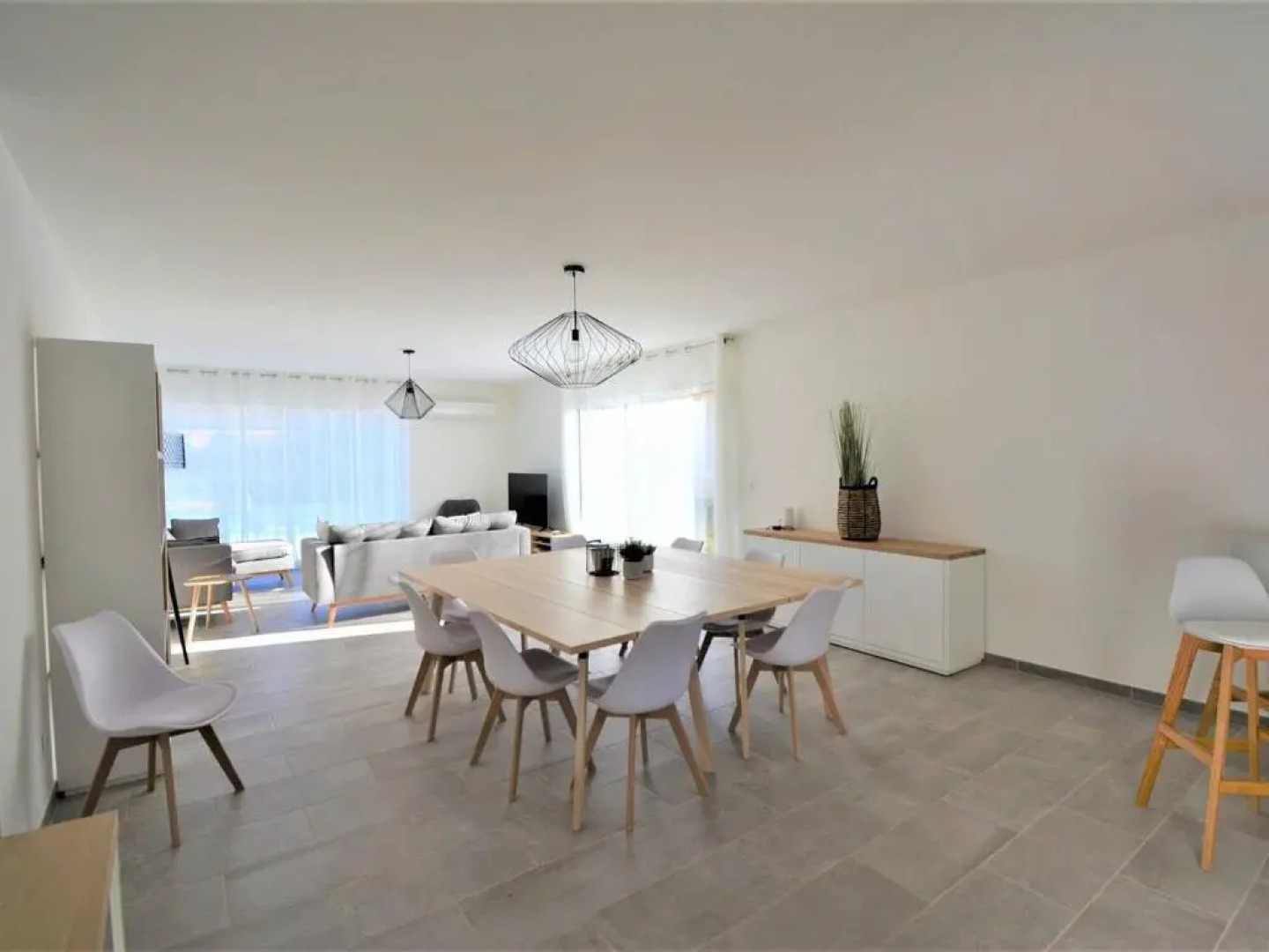 Maison Salavas, 4 pièces, 8 personnes - FR-1-382-146