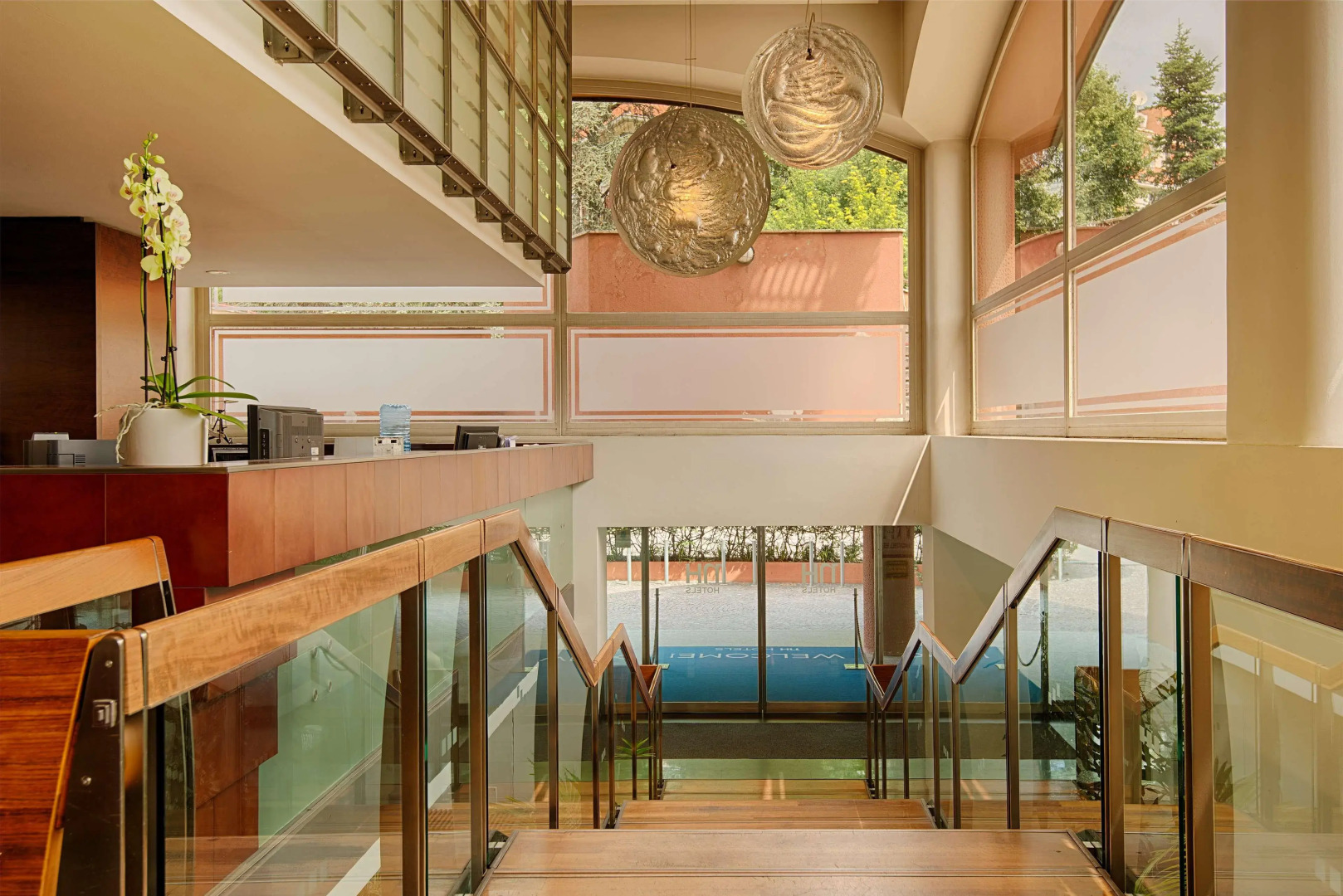 Отель NH Milano 2