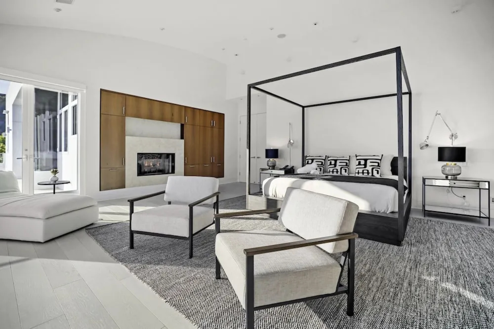 Winding Way - Modern Malibu Masterpiece With Unobstructed Ocean Views