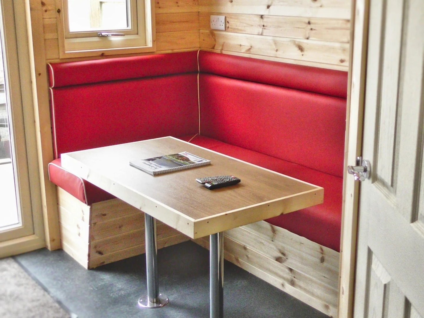 Tigh an Each B&B & Laggan Glamping