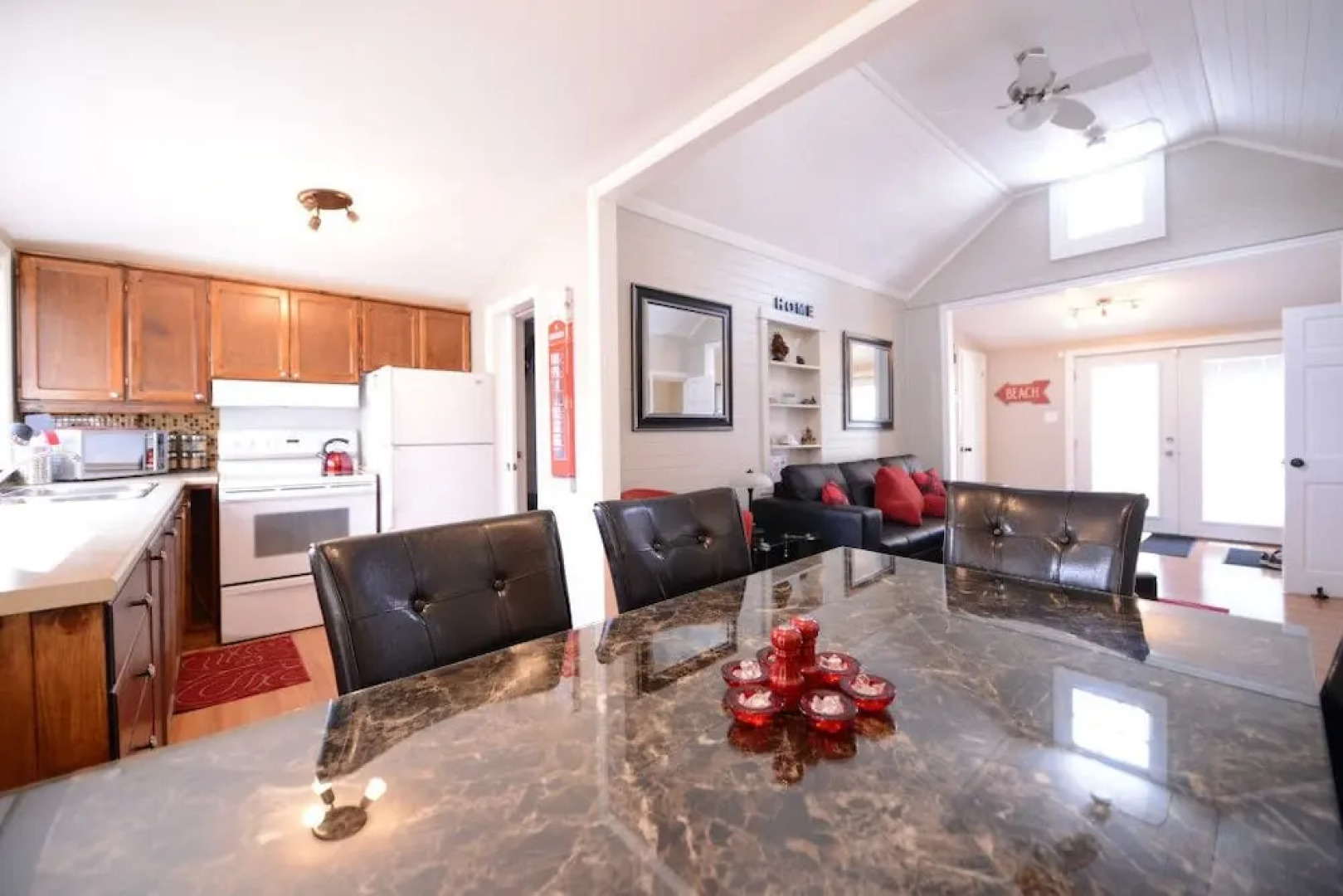 Niagara by the Beach