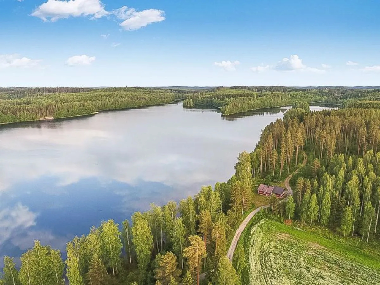 TUOMAANTUPA