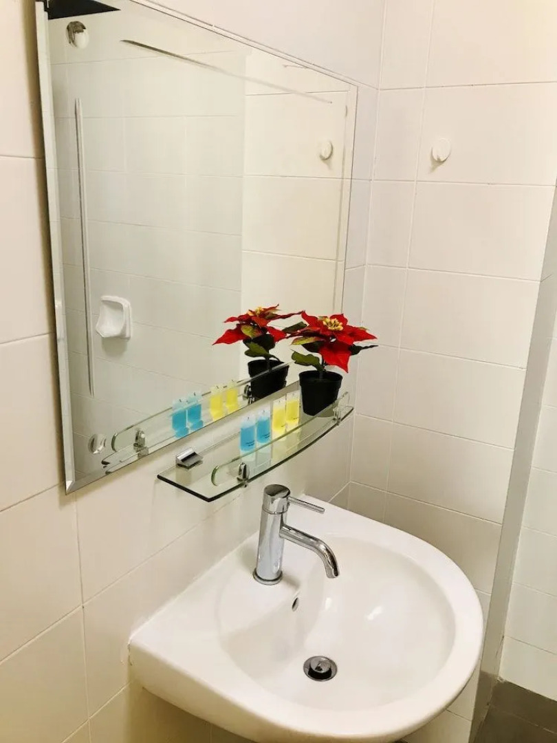 Palazio Mount Austin by Homefort Suites