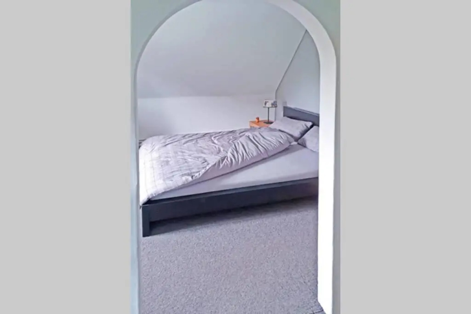 Carl 7 - Ruhig, Bezaubernd, Eigen