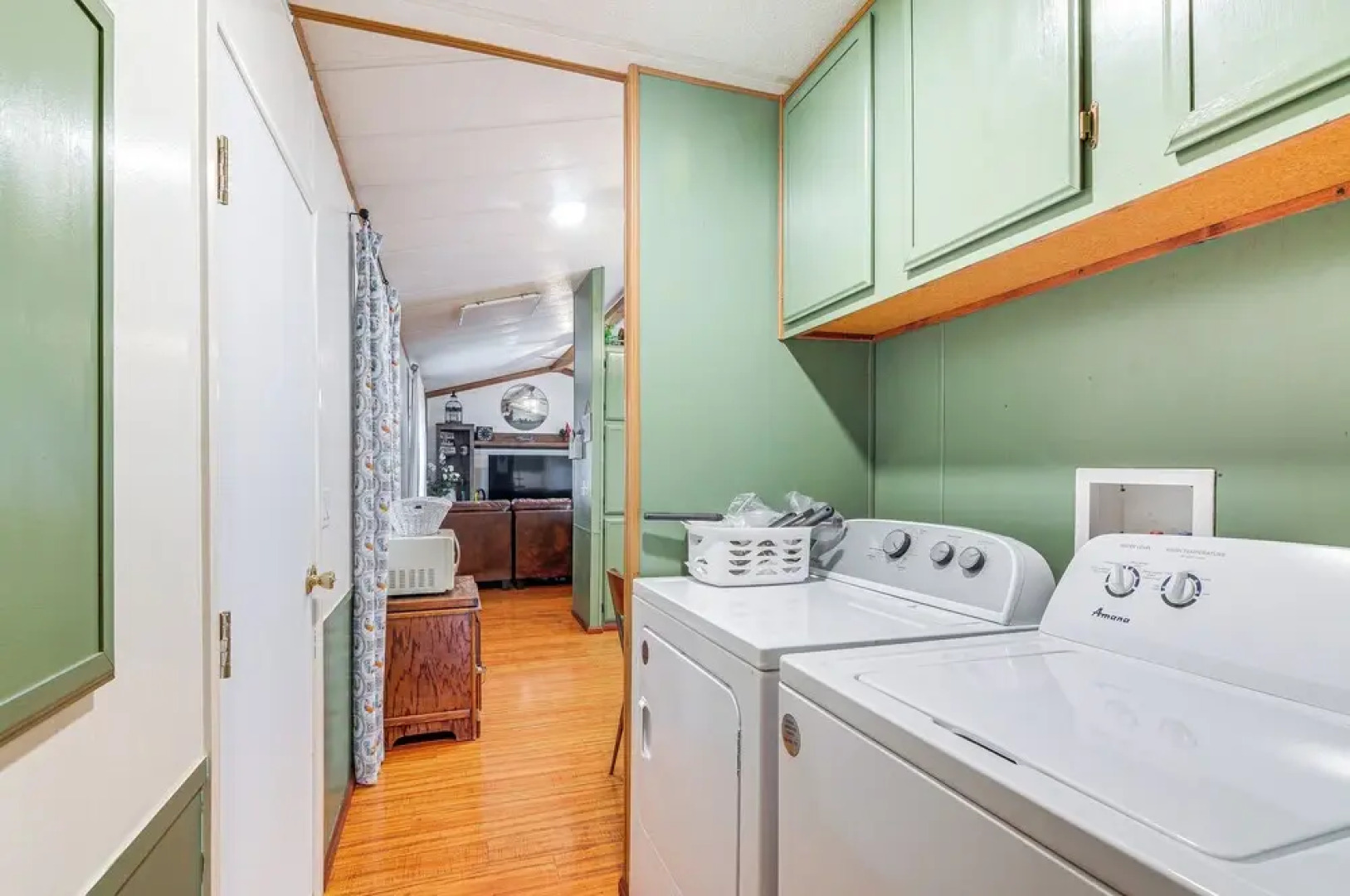 Pet-friendly Page Home ~ 4 Mi to Lake Powell!