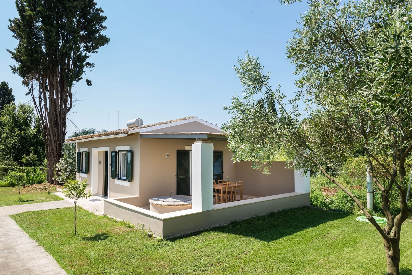 Folies Corfu Hotel Apartments